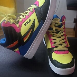 USED Fila Yellow and Pink Sneakers Retro-Inspired Chunky Design